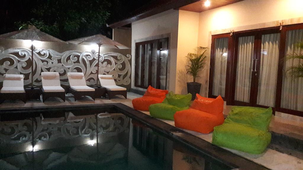Exquisito Villa Denpasa Buitenkant foto