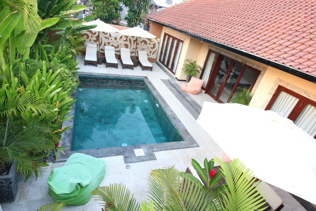 Exquisito Villa Denpasa Buitenkant foto