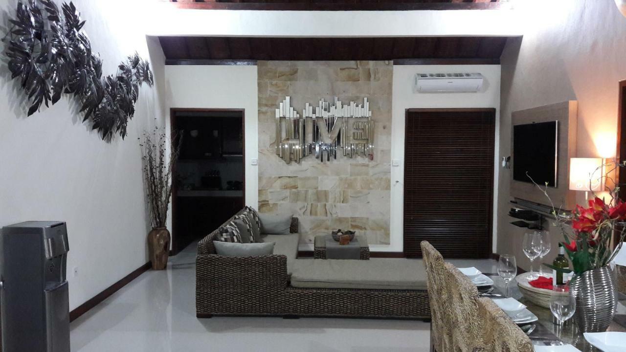 Exquisito Villa Denpasa Buitenkant foto